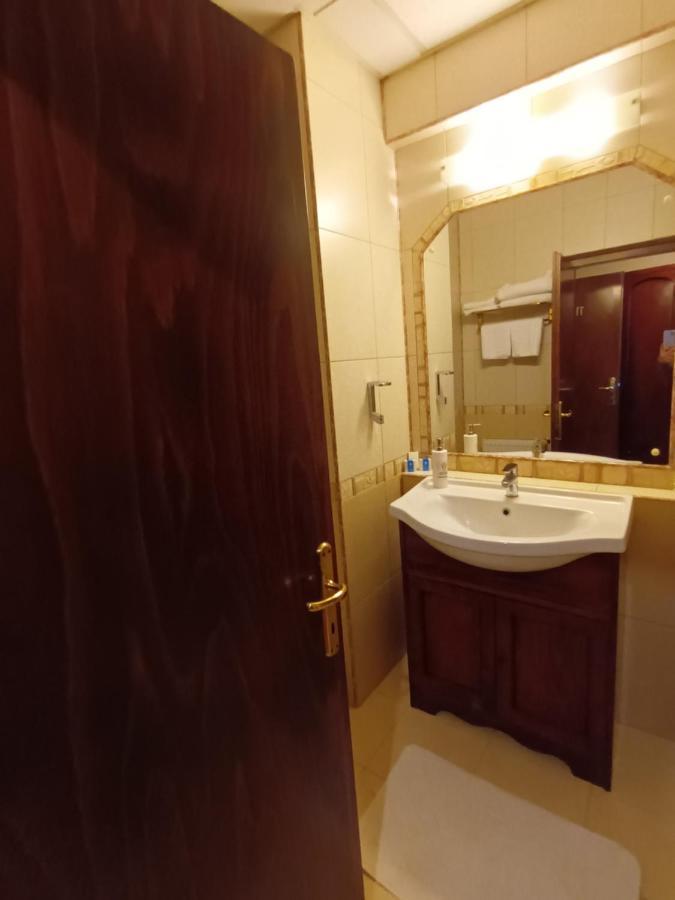 באיה מארה Hotel Mara מראה חיצוני תמונה